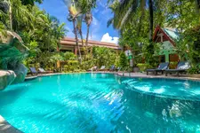 Phuket Meet Holiday Hotel (普吉岛相遇花园度假酒店)