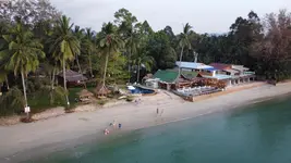 Lipa Lodge Beach Resort
