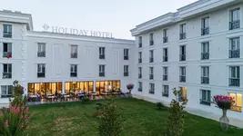 Holiday Hotel