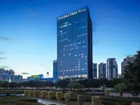 DoubleTree by Hilton Hotel Shenzhen Longhua