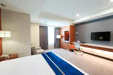 Hi Yes Hotel (勤天商旅-花蓮館)