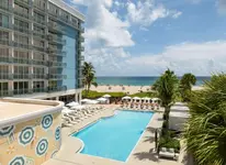 The Singer Oceanfront Resort (Curio Collection by Hilton)