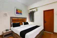 Super Hotel O Alambagh
