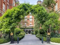 St. Ermin's Hotel