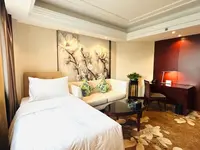 GuangDong Hotel Shanghai