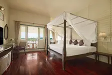 Kalanan Riverside Resort