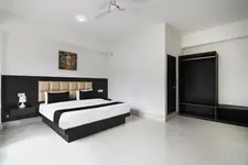 Super Townhouse OAK Saramsa Garden