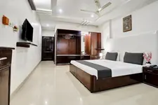 Super Townhouse Eluru
