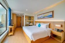 Sala Danang Beach Hotel