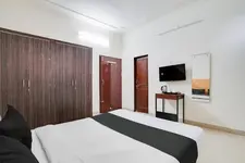 Hotel O Mansarovar SFS Cross Road