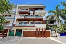 Super Collection O Sector 70 Noida