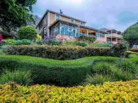 Grand Mercure Basildene Manor