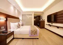 Ocean Suites Near Delhi Airport
