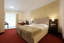 Papuga Park Hotel