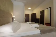 Papuga Park Hotel