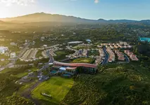Camphortree Hotel & Resort