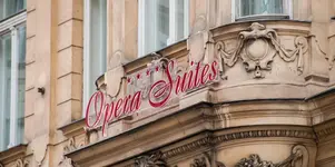 Pension Opera Suites