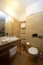 Hotel Golden Eagle