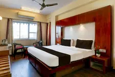 Super Townhouse Fateh Sagar