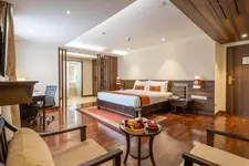 Akama Hotel Ltd