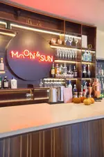 Hotel Moon & Sun Porto