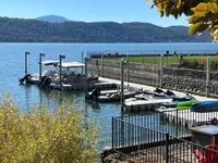 Clear Lake Cottages & Marina