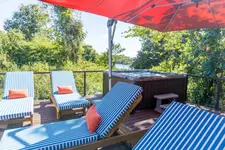 Isla Chiquita Glamping Hotel