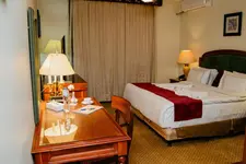 Pyramids Tower Inn