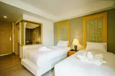 Moon Dragon Hotel