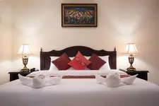 True Siam Rangnam Hotel