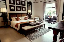 99 The Heritage Hotel