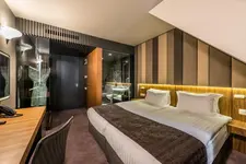 All Seasons Residence Hotel