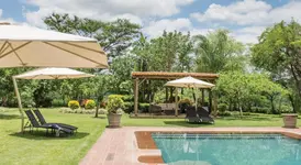 Perry's Bridge Hollow Boutique Hotel