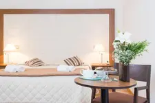 Royal Hotel