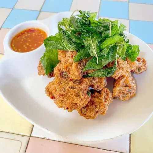 Plaew in Nakhon Pathom
