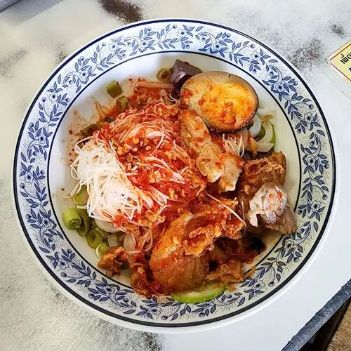 Yok Kheng in Surat Thani