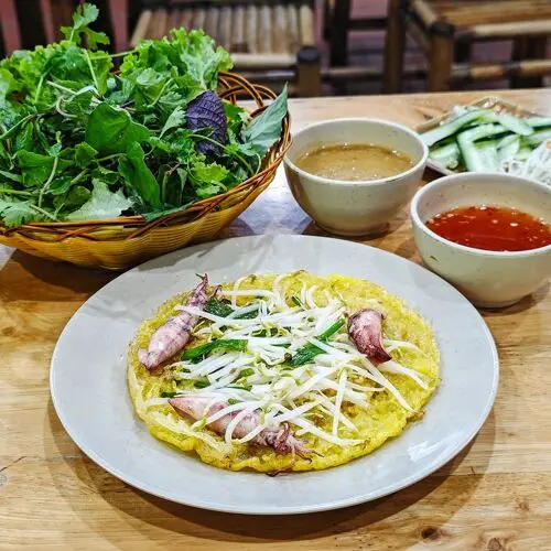 Bánh Xèo Tôm Nhảy Cô Ba in Da Nang