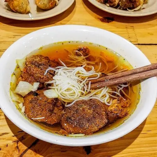 Bun Cha Ta (Nguyen Huu Huan Street) in Hanoi