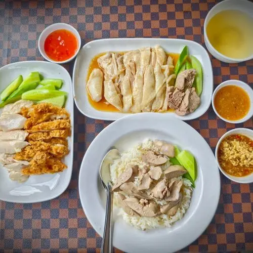 Khao Mun Gai Nha Jone in Pathum Thani