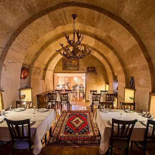 Partal Kardeşler Balık Restorant in Izmir