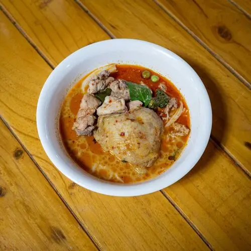 Khanom Jeen Yai Pao in Nakhon Ratchasima