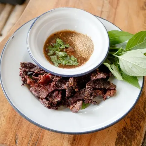 Larb Duang Dee Mee Sook in Chiang Mai