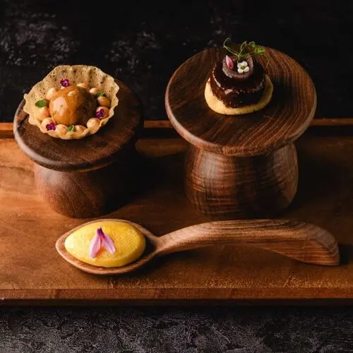 Haydée by Víctor Suárez in Adeje