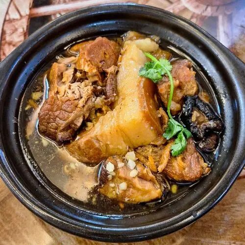 Cong Hui Tongan Lao Mei Shi Fan Dian in Xiamen