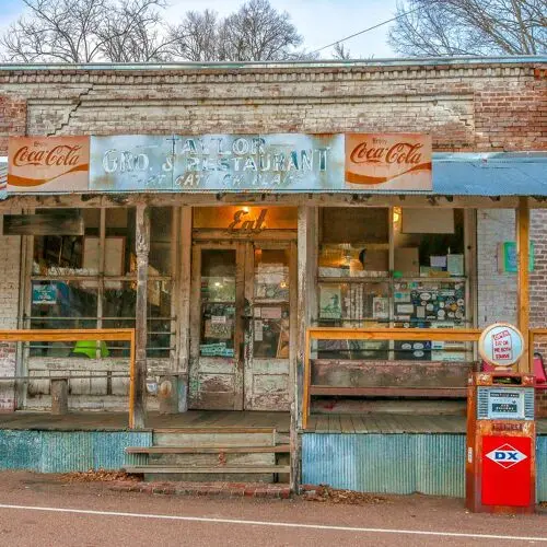 Taylor Grocery in Taylor