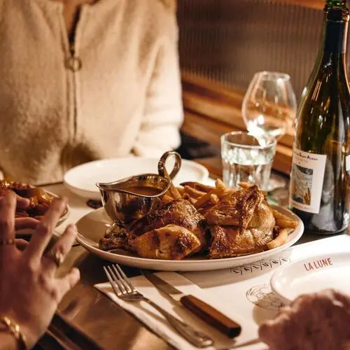 Rôtisserie La Lune in Montréal