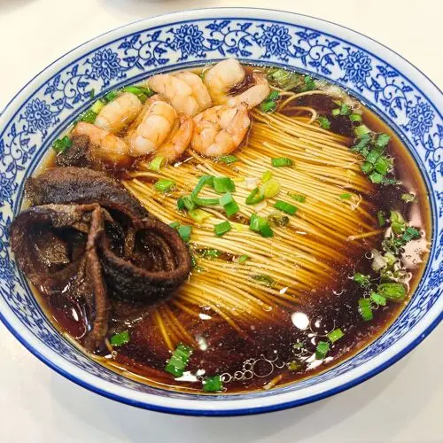 Wei Ji Ao Mian Guan (East Baita Road) in Suzhou