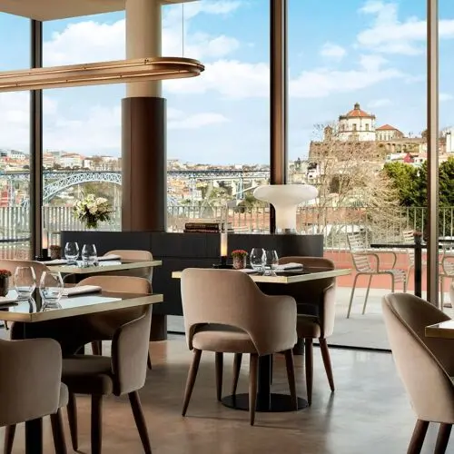 1638 Restaurant by Nacho Manzano in Vila Nova de Gaia